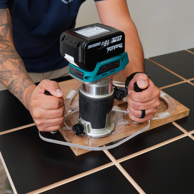 DUAL GRIP Router Base Plate for Makita RT0701C and XTR01Z