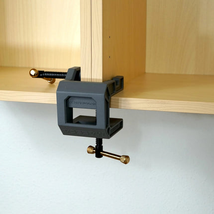 Massca Dual Action Case Clamp