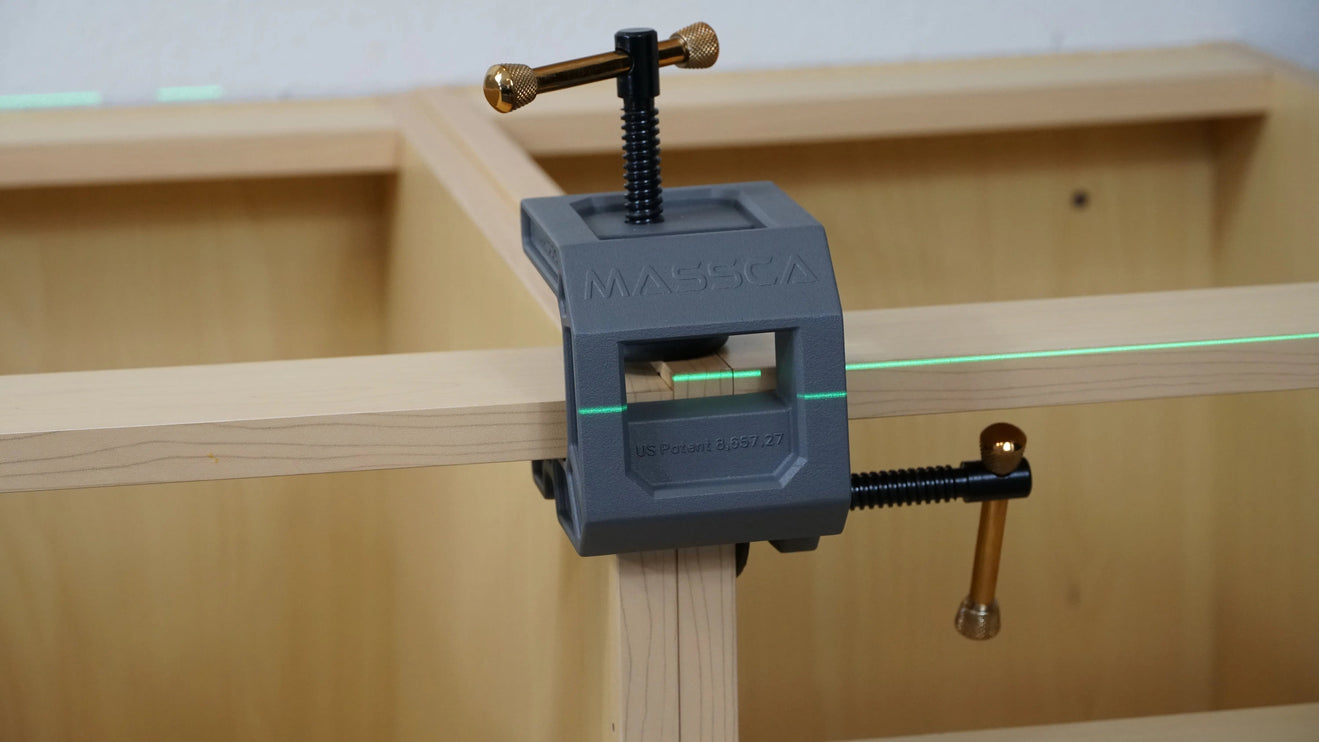 Massca Dual Action Case Clamp